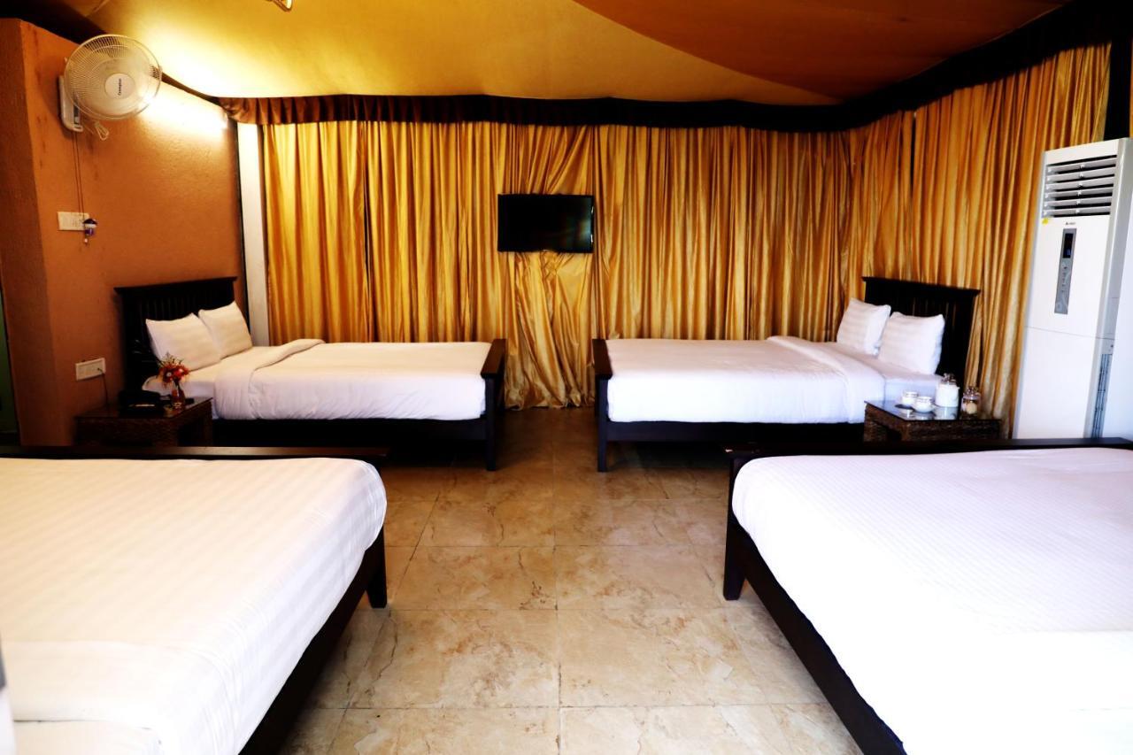 Sunny'S World Pune Exterior foto